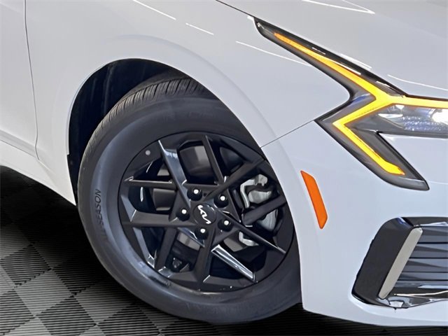 Used 2025 Kia K5 LXS image 21