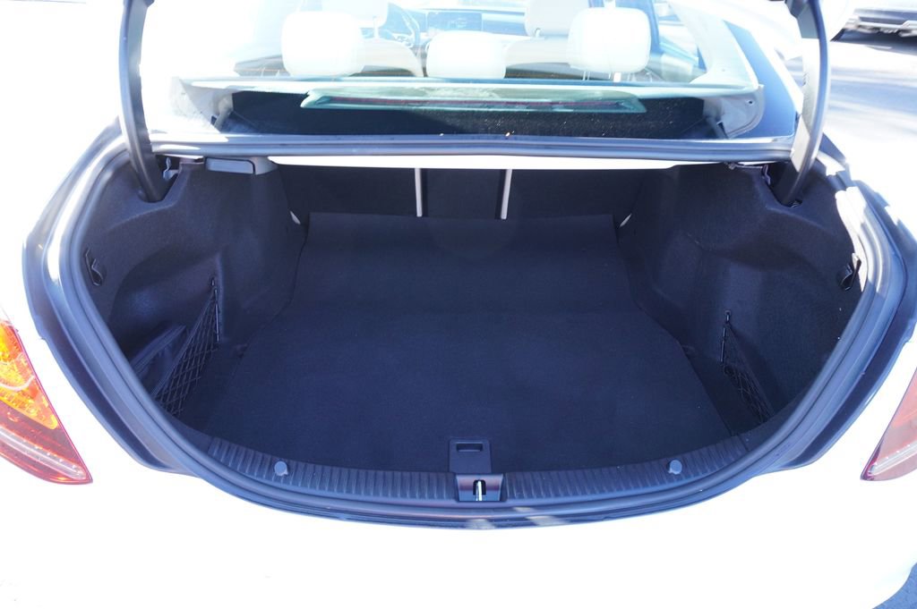 Used 2021 Mercedes-Benz C 300 Sedan image 8