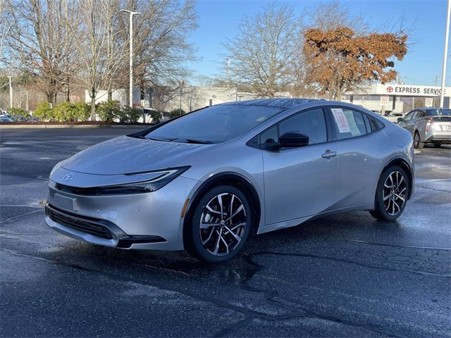 Used 2024 Toyota Prius Prime Premium image 1
