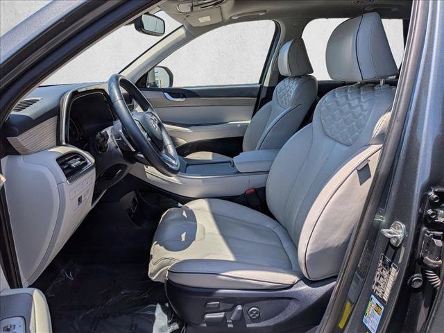 Used 2022 Hyundai Palisade Limited w/ Cargo Package FWD image 17