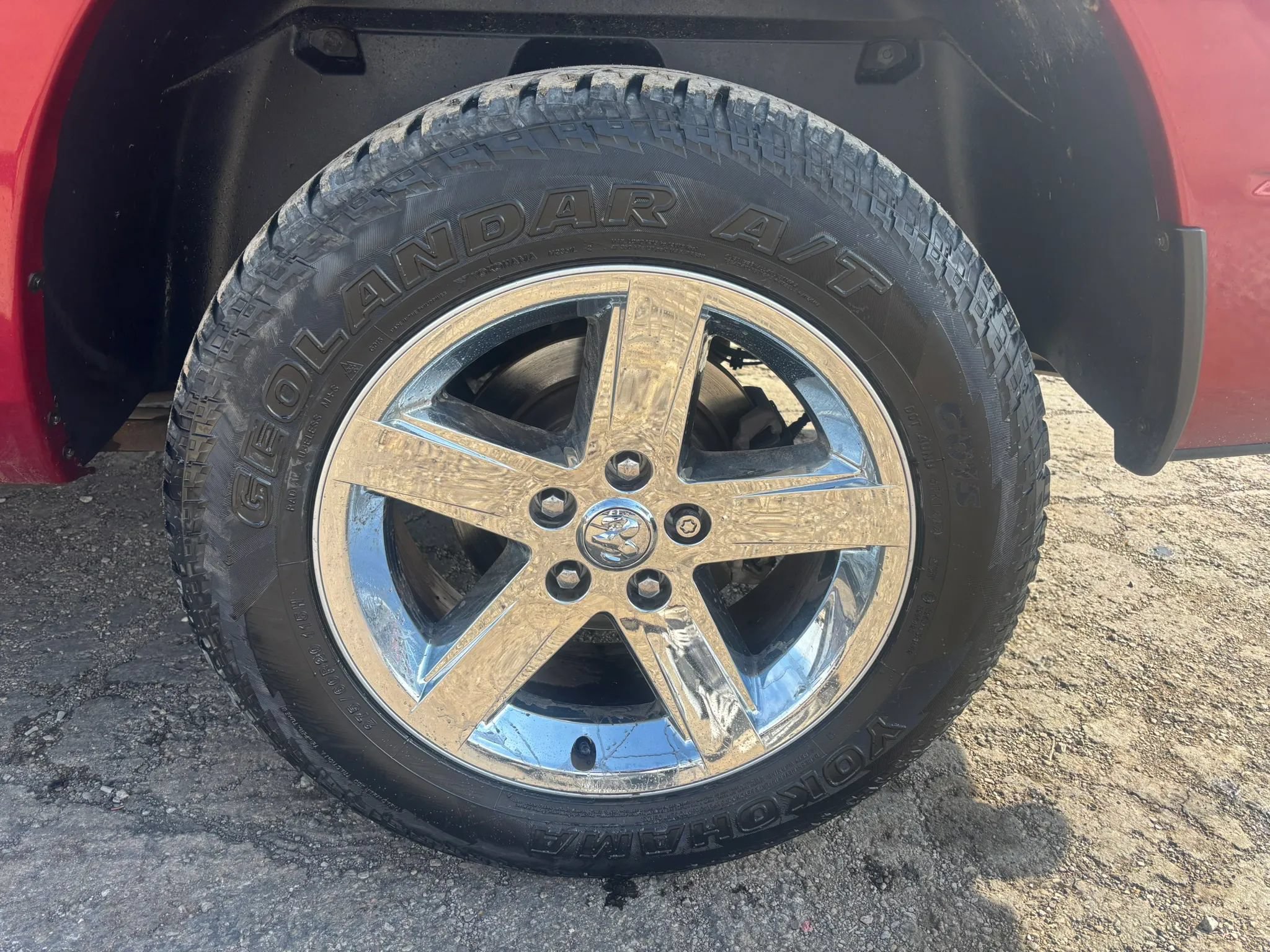 Used 2014 RAM 1500 Express AWD/4WD image 2