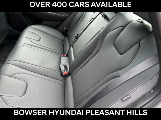 New 2026 Hyundai Elantra SEL Sport FWD image 5