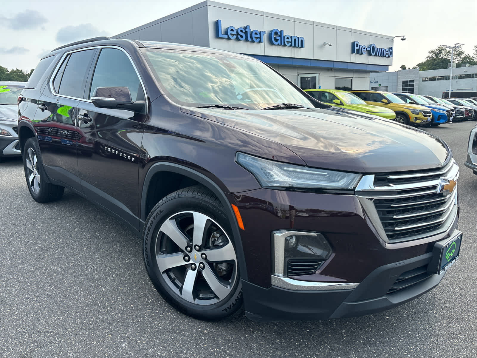 Certified 2023 Chevrolet Traverse LT w/ LT Premium Package AWD/4WD image 36
