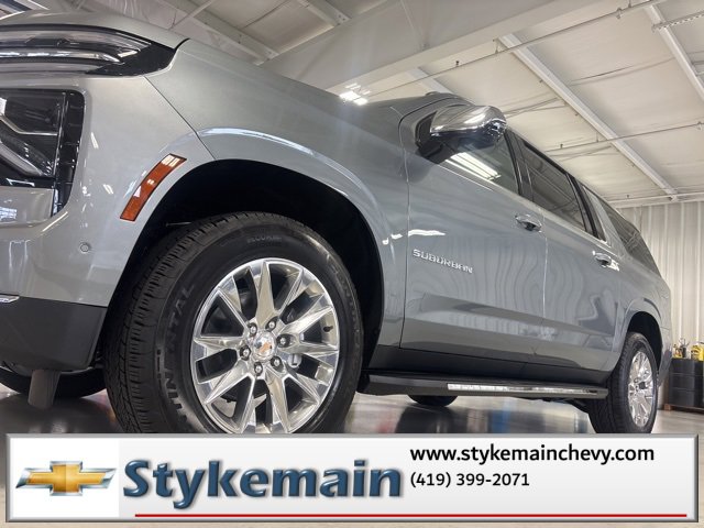 New 2026 Chevrolet Suburban Premier image 8