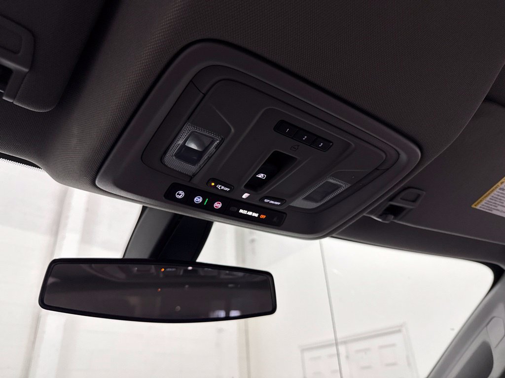 Used 2019 Chevrolet Silverado 1500 LT w/ Texas Edition RWD image 29