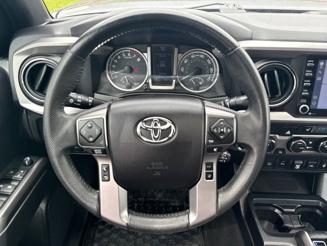 Used 2020 Toyota Tacoma Limited AWD/4WD image 21