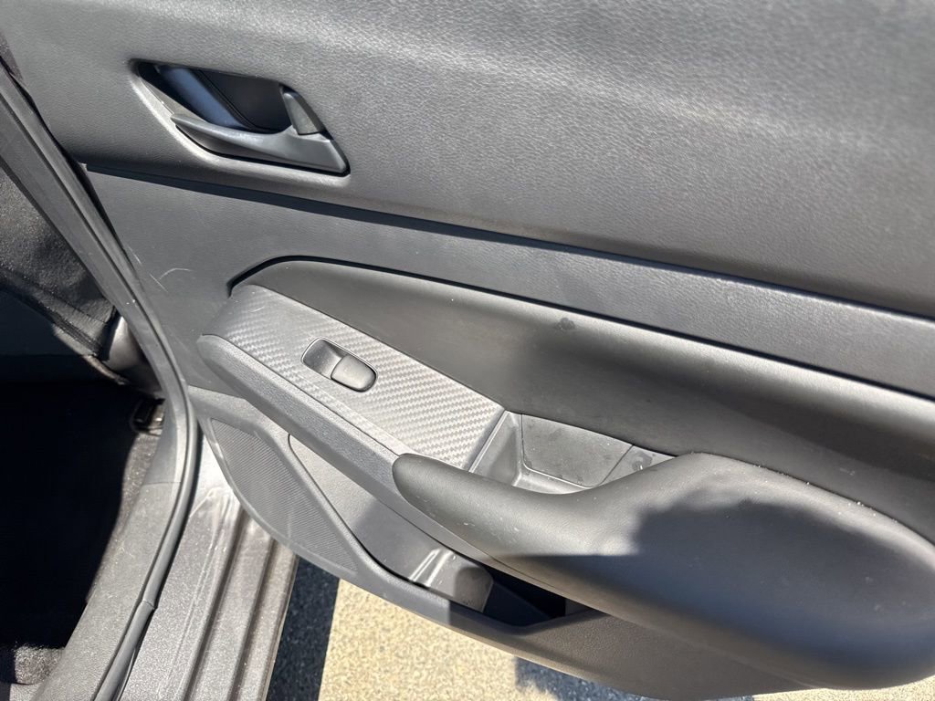 Used 2025 Nissan Altima 2.5 S image 9