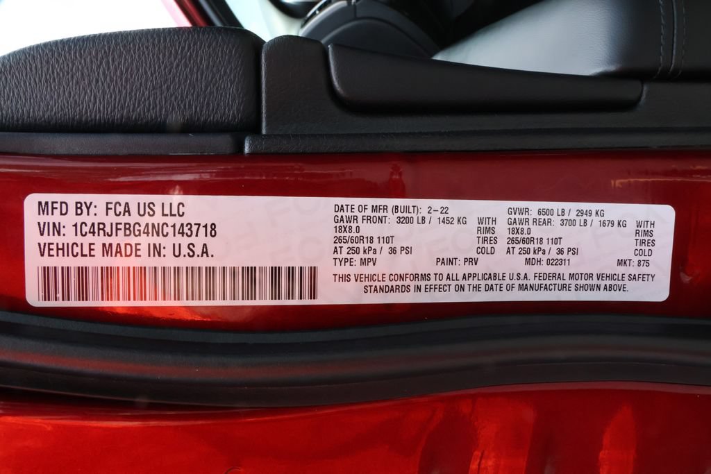Used 2022 Jeep Grand Cherokee Limited w/ Tech Group AWD/4WD image 43