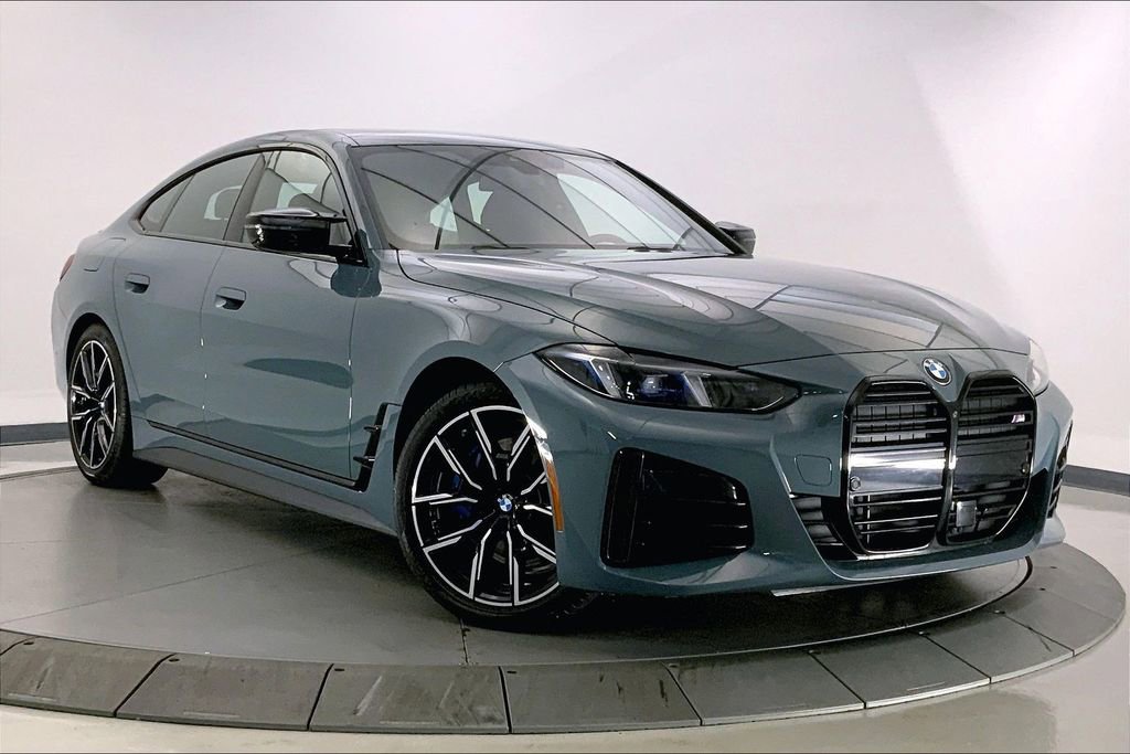 Used 2025 BMW M440i RWD image 32