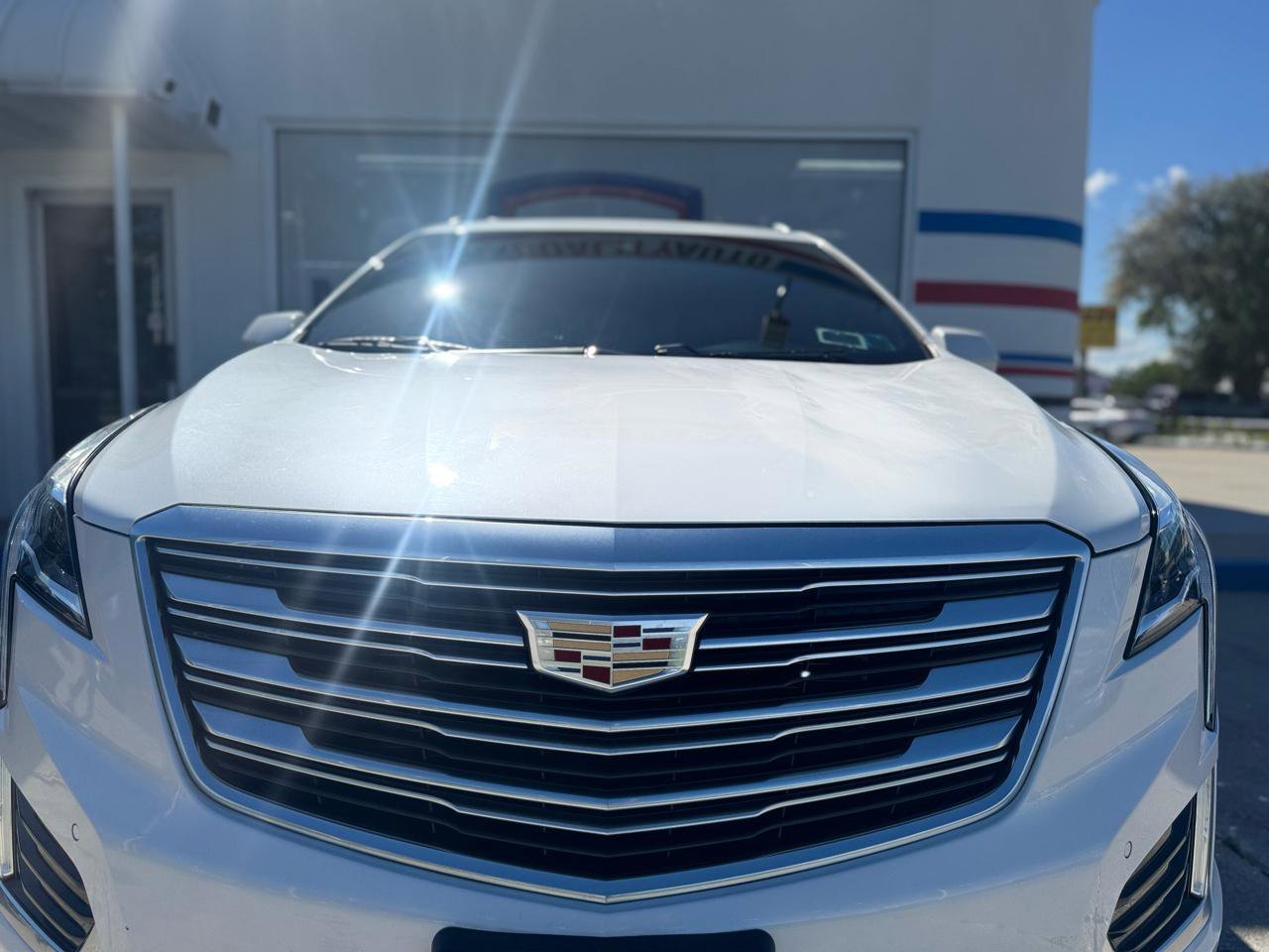 Used 2018 Cadillac XT5 Luxury w/ Driver Awareness Package image 10