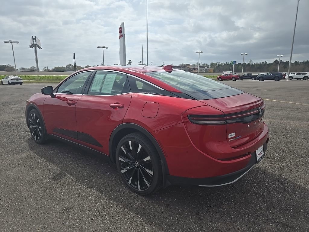 Used 2023 Toyota Crown Platinum image 6