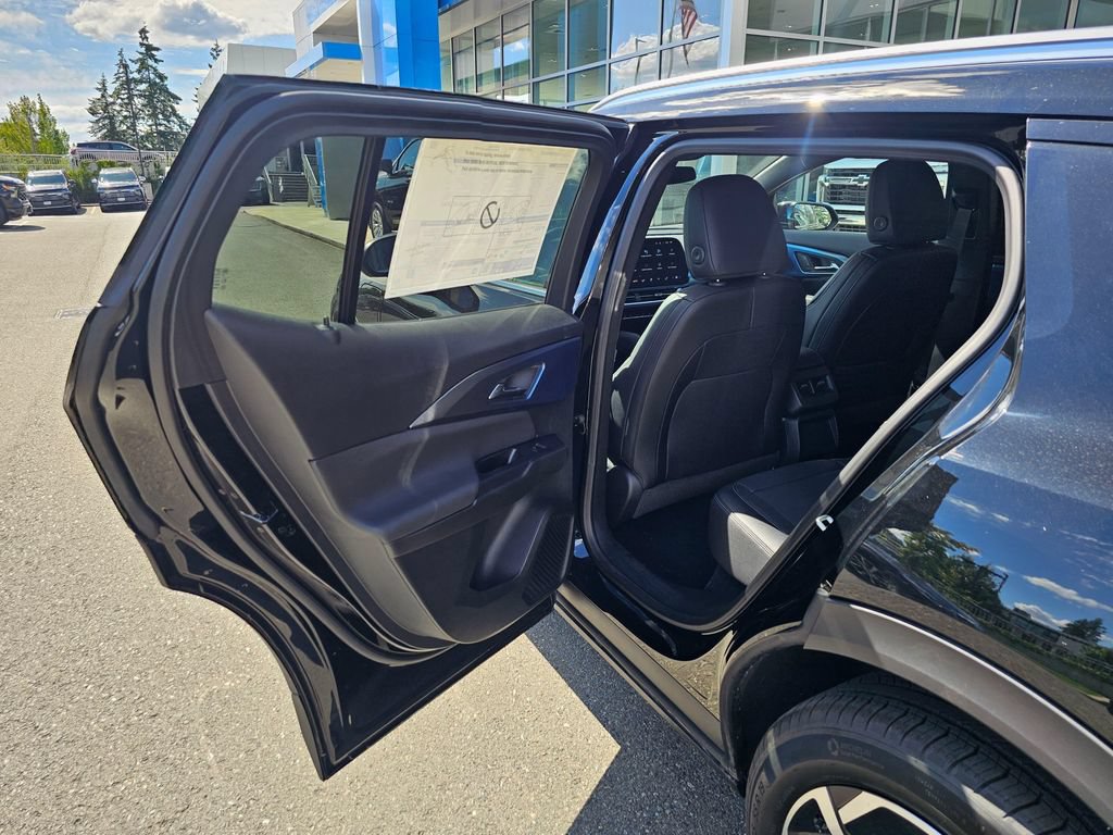 Used 2026 Chevrolet Equinox EV LT AWD/4WD image 15
