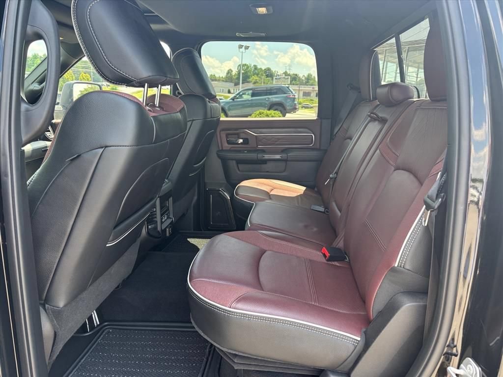 Used 2025 RAM 3500 Limited AWD/4WD image 13