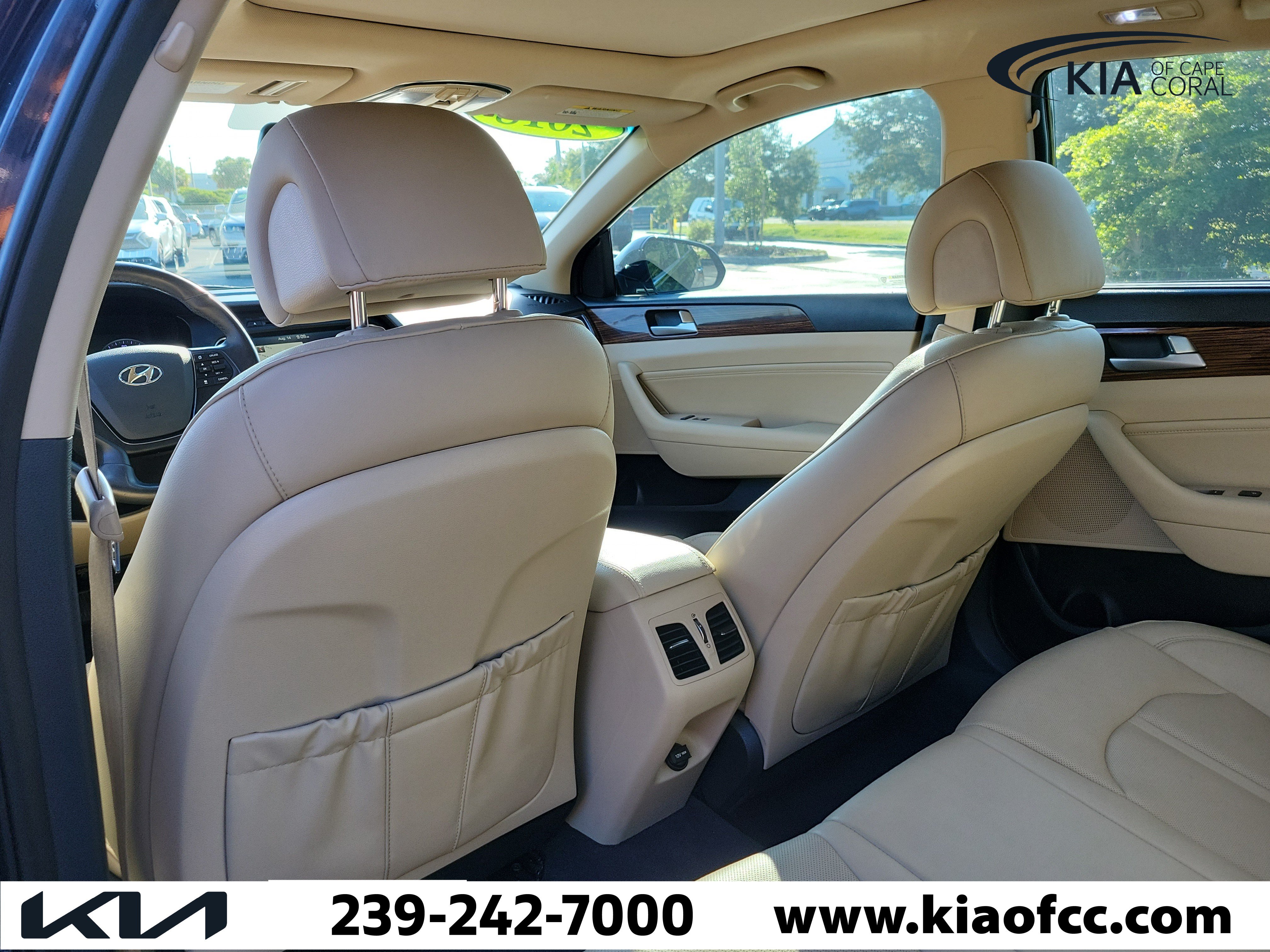 Used 2016 Hyundai Sonata Limited w/ Option Group 04 FWD image 13
