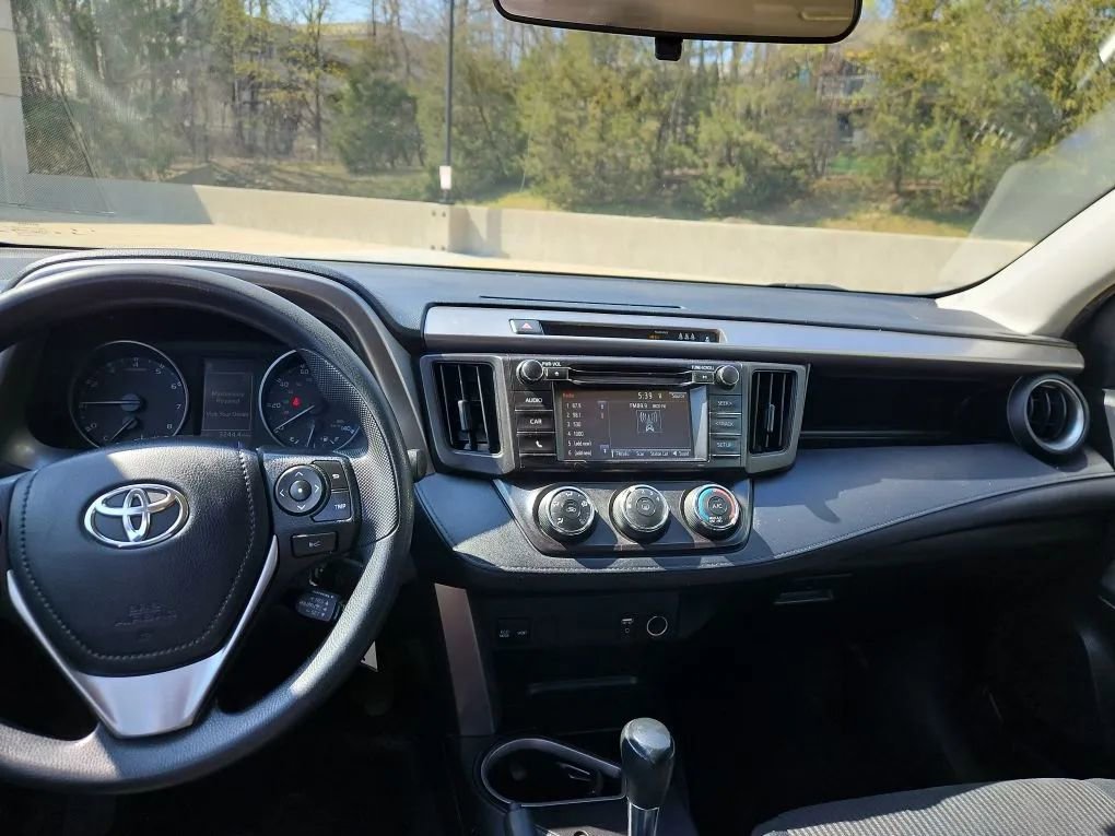 Used 2017 Toyota RAV4 LE w/ All Weather Liner Package image 18