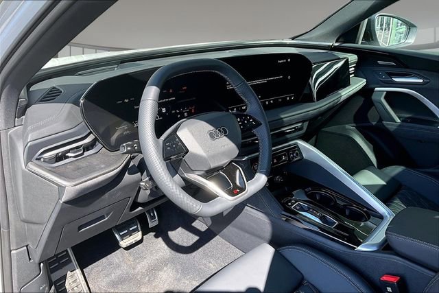 New 2025 Audi SQ5 Premium Plus AWD/4WD image 6