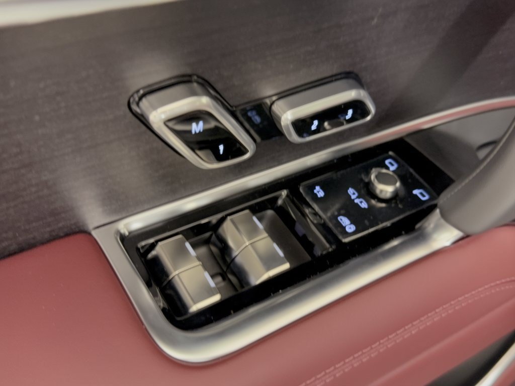 New 2027 Land Rover Range Rover SE AWD/4WD image 15