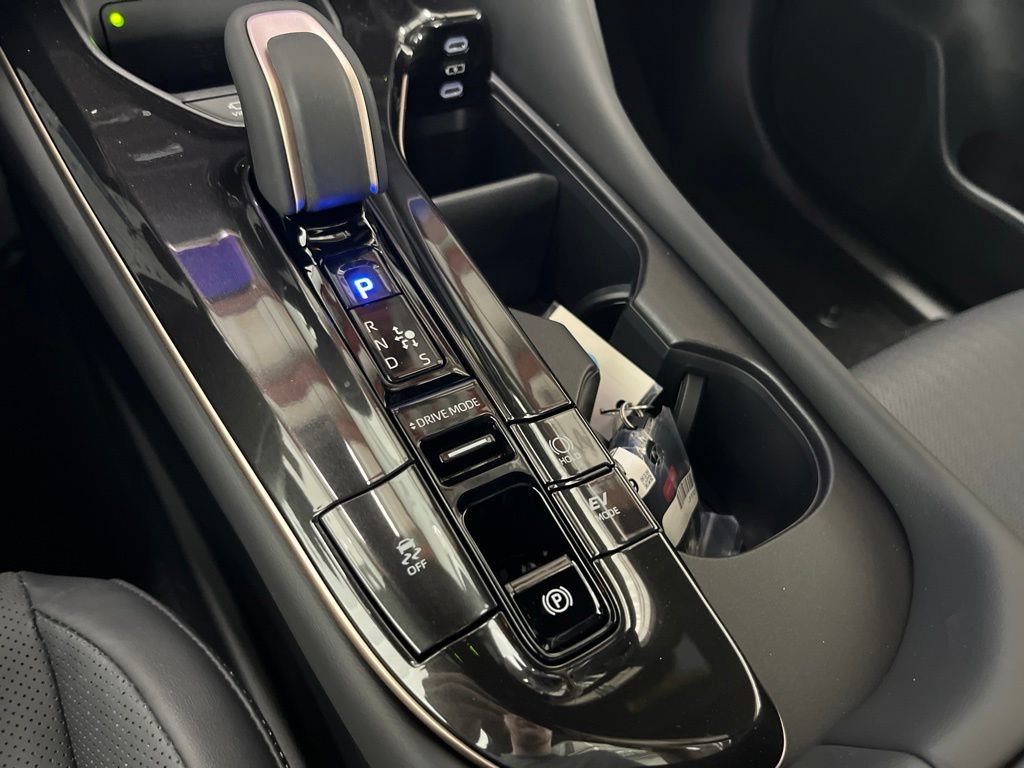 New 2026 Toyota Crown Signia AWD/4WD image 16