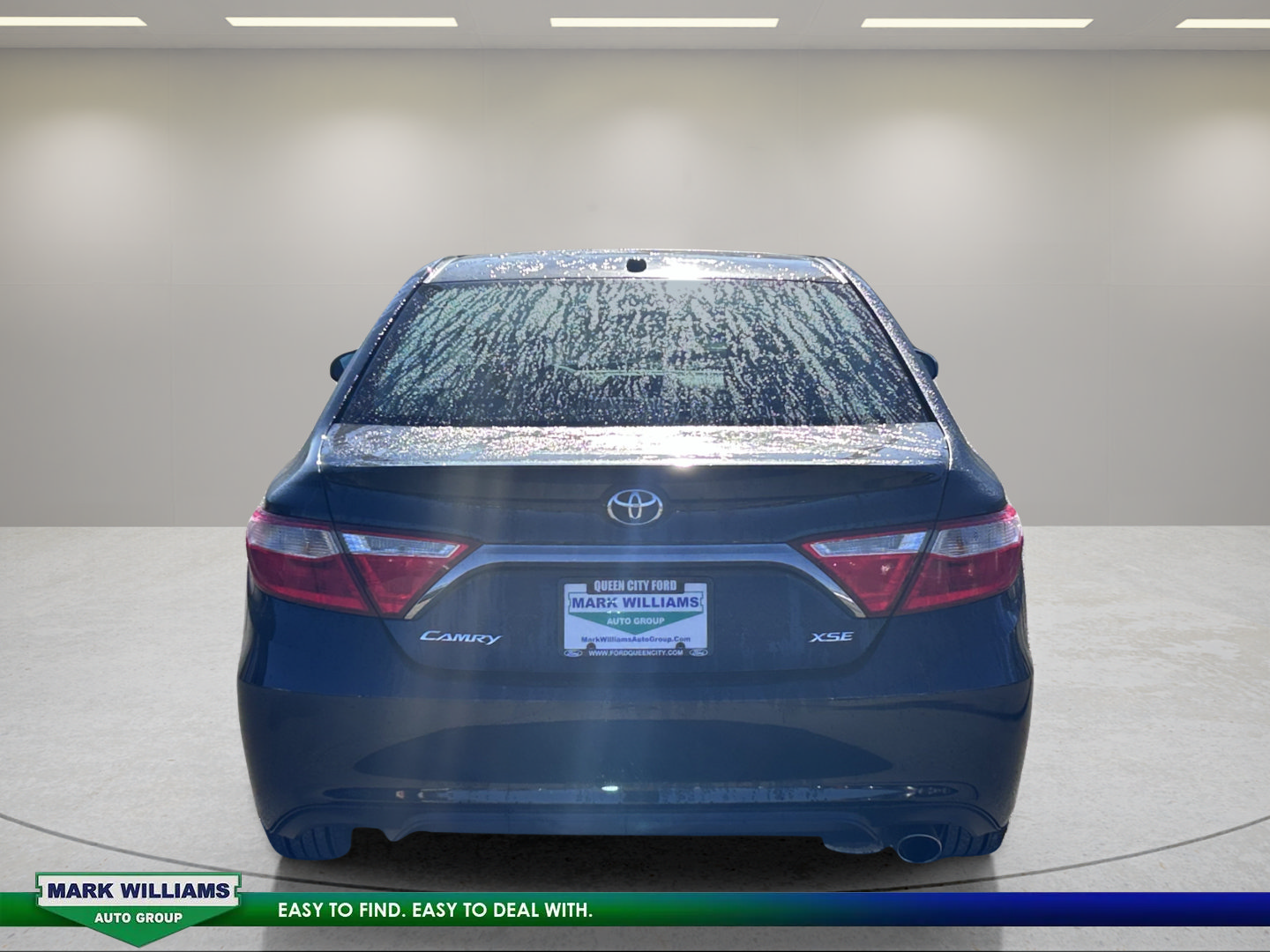 Used 2017 Toyota Camry FWD image 5