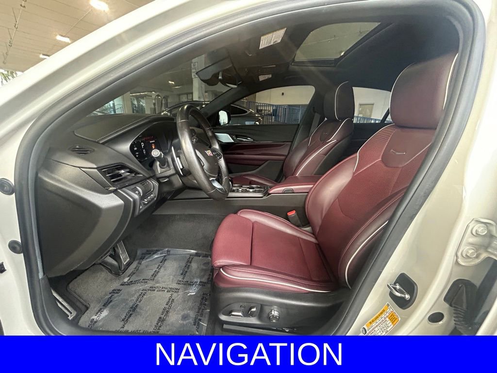 Used 2022 Cadillac CT4 V w/ Navigation Package image 10