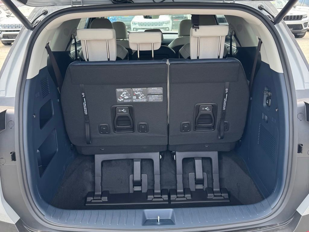 New 2026 Kia Carnival SX Prestige image 7