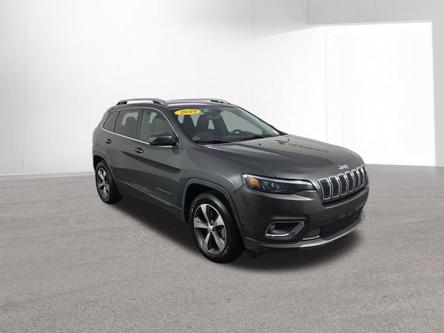 Used 2019 Jeep Cherokee Limited AWD/4WD image 11