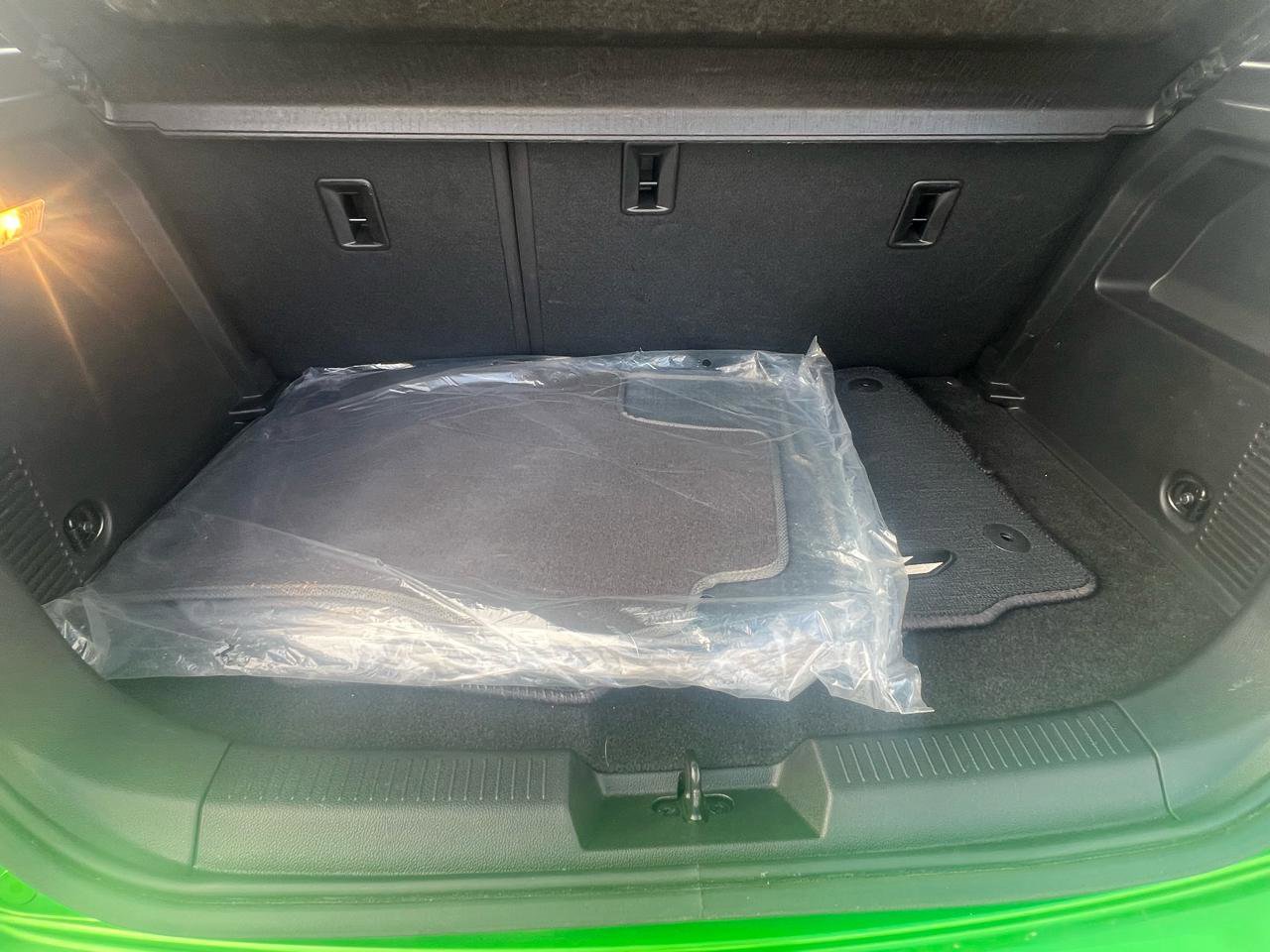 Used 2016 Chevrolet Sonic LT w/ Fun and Sun Package FWD image 36