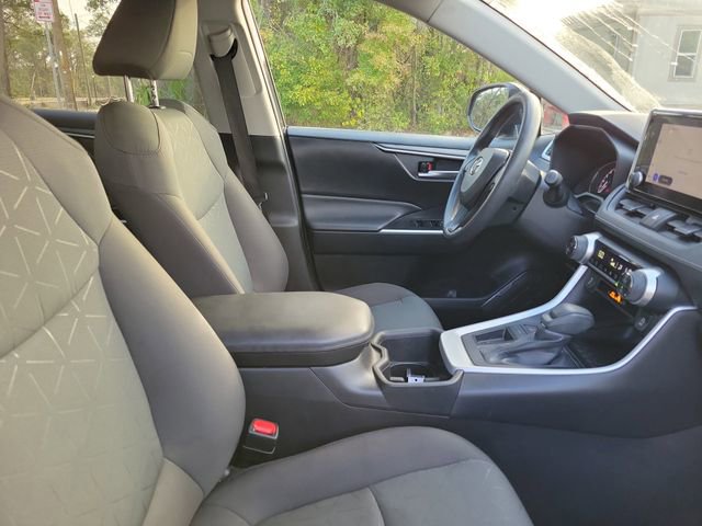 Used 2024 Toyota RAV4 XLE image 35