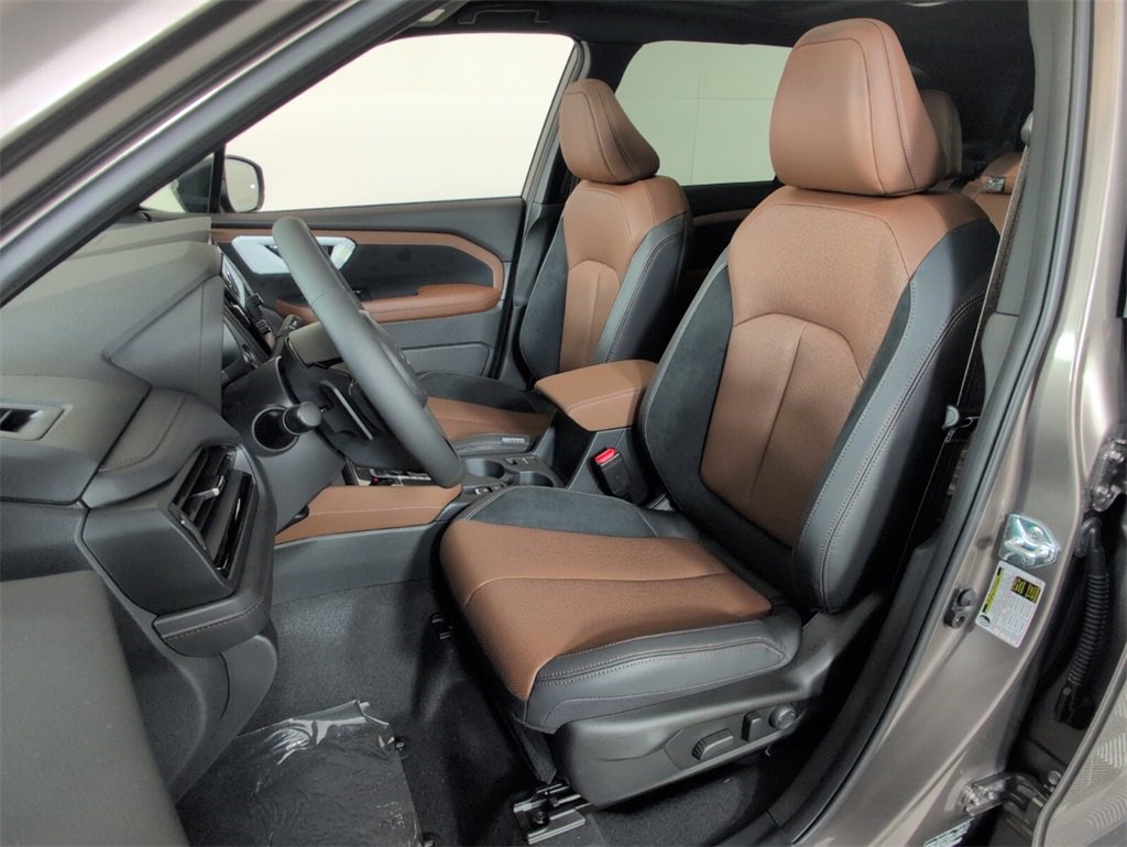 New 2025 Subaru Forester Touring image 5