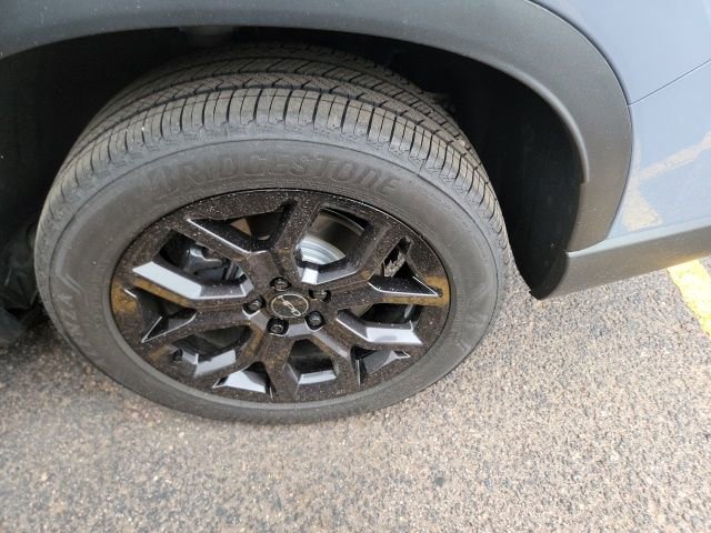Used 2025 Honda Pilot Touring image 7