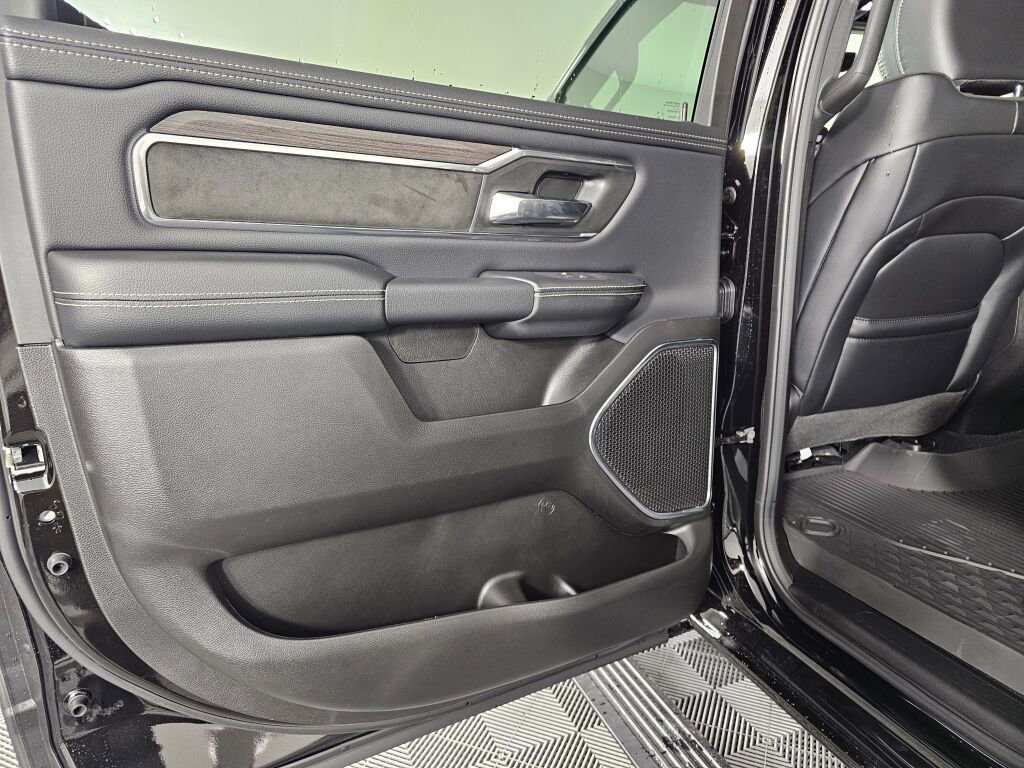 New 2026 RAM 1500 Laramie w/ Laramie Preferred Package image 33