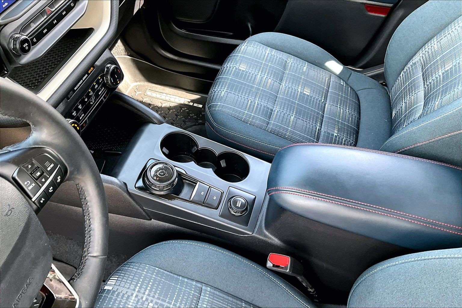 Used 2024 Ford Bronco Sport Heritage w/ Heritage Convenience Package image 18