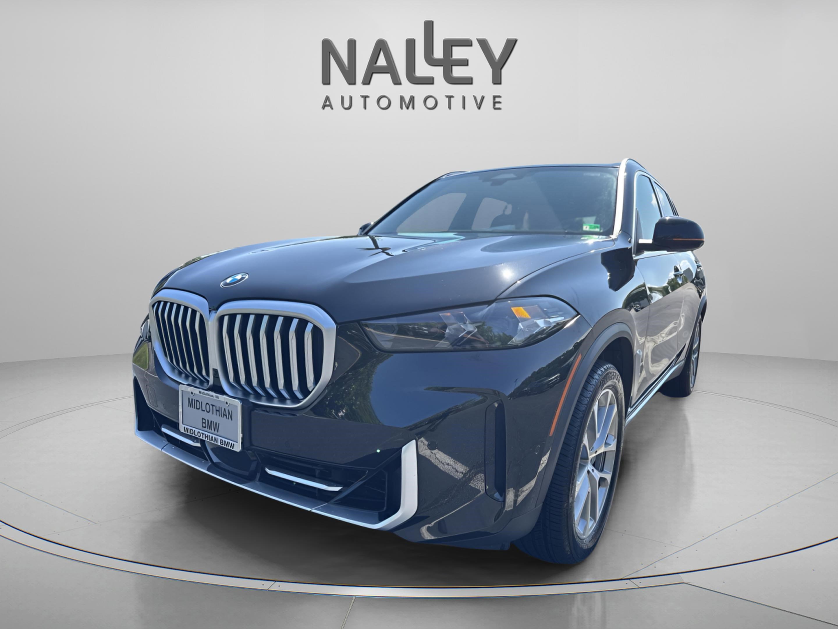 Used 2024 BMW X5 xDrive40i w/ Parking Assistance Package image 1