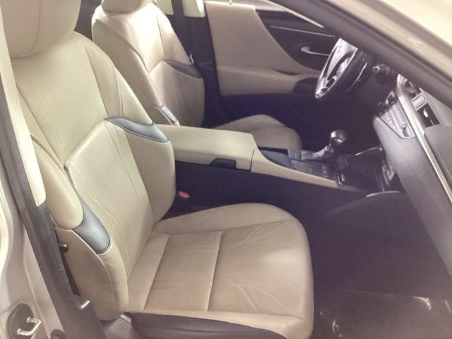 Used 2019 Lexus ES 350 w/ Accessory Package FWD image 18