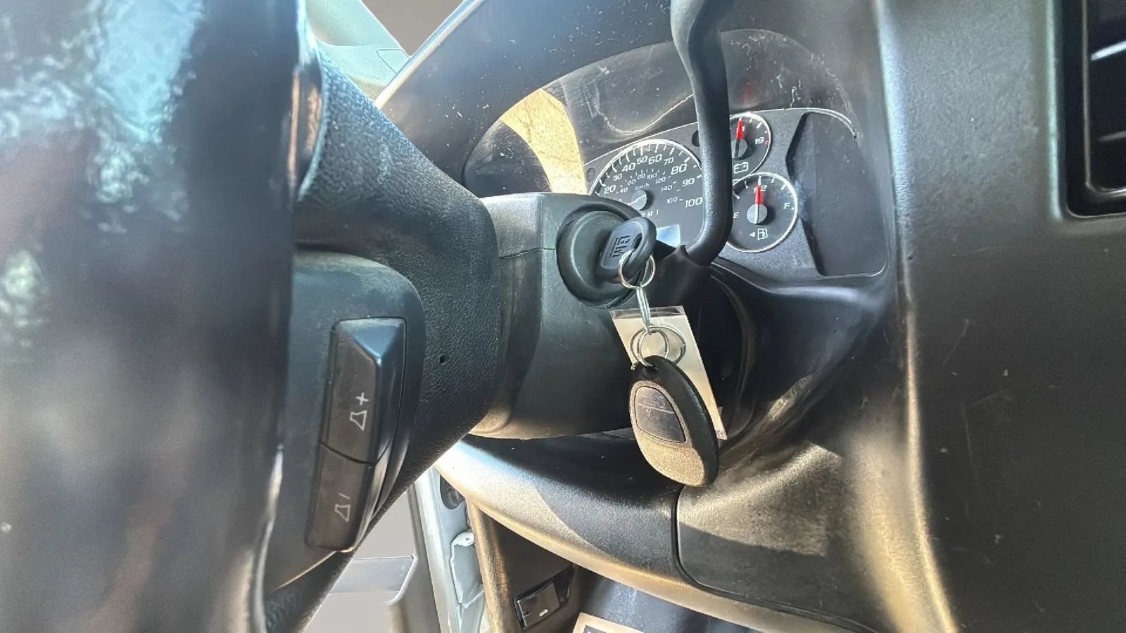 Used 2020 Chevrolet Express 3500 w/ Power Convenience Package RWD image 30