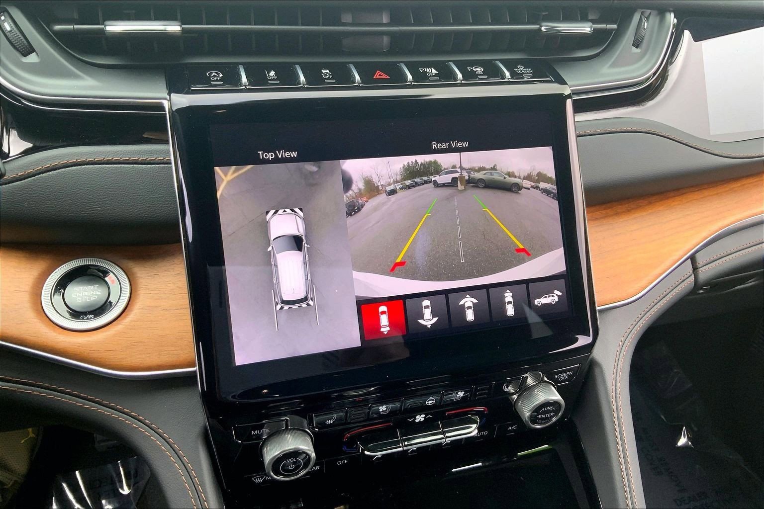 Certified 2025 Jeep Grand Cherokee L Summit image 28