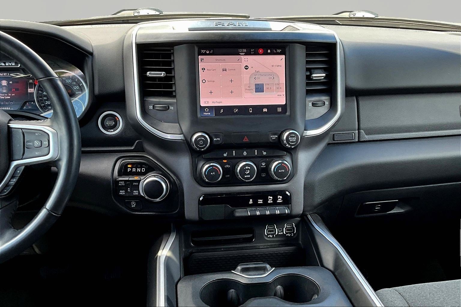 Used 2023 RAM 1500 Big Horn AWD/4WD image 9