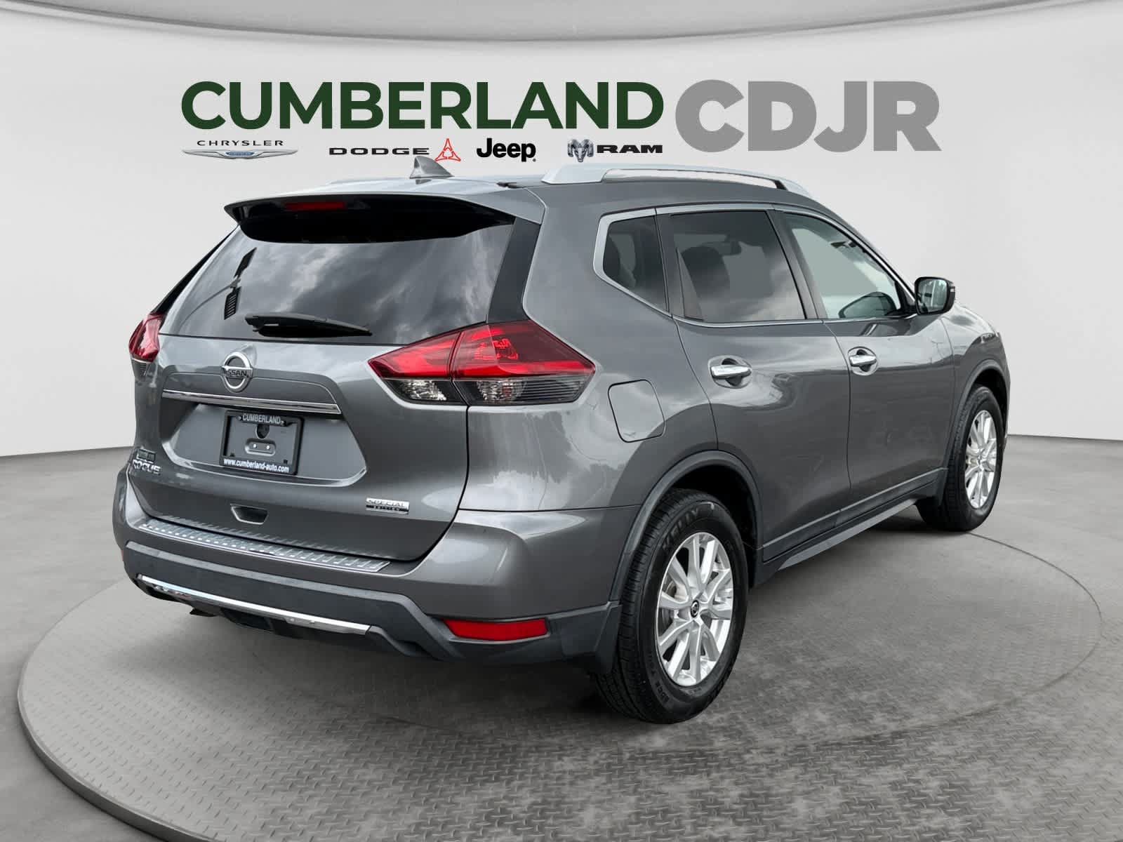 Used 2019 Nissan Rogue S w/ Special Edition Package FWD image 6