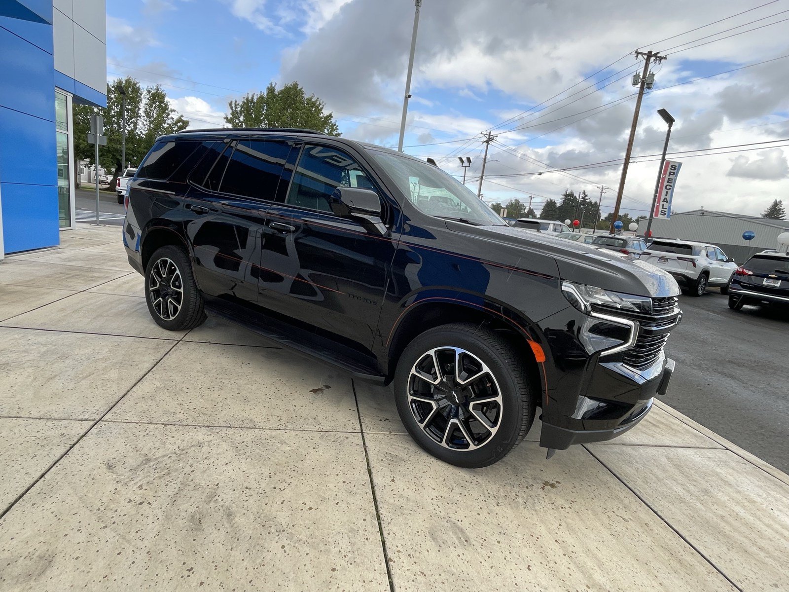 Used 2023 Chevrolet Tahoe RST AWD/4WD image 7