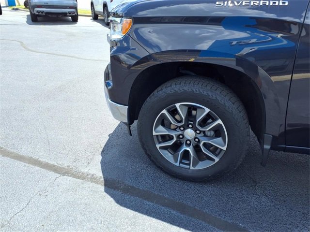 Used 2022 Chevrolet Silverado 1500 LT image 11