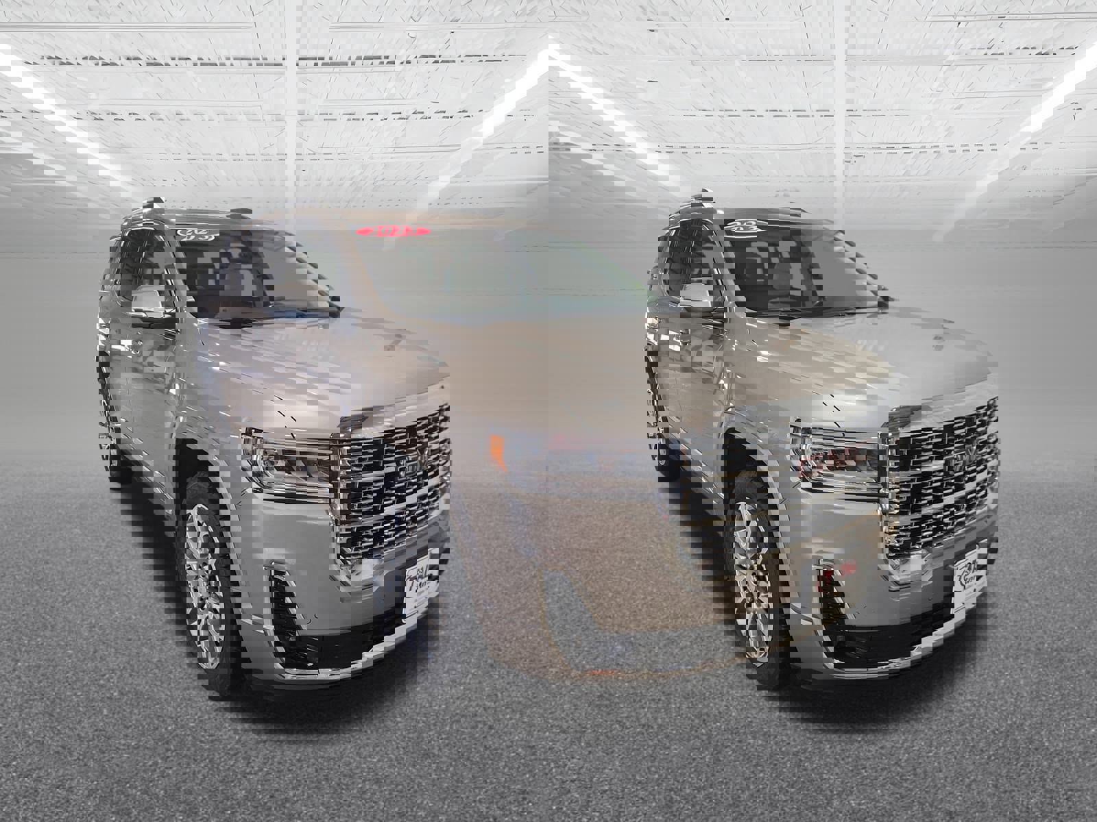 Used 2023 GMC Acadia Denali w/ Denali Technology Package image 4