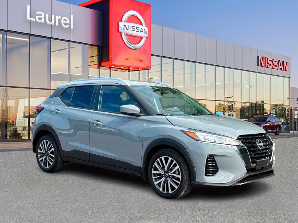 Used 2023 Nissan Kicks SV FWD image 1