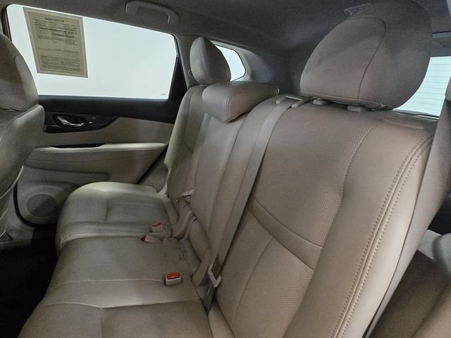 Used 2019 Nissan Rogue SV FWD image 13