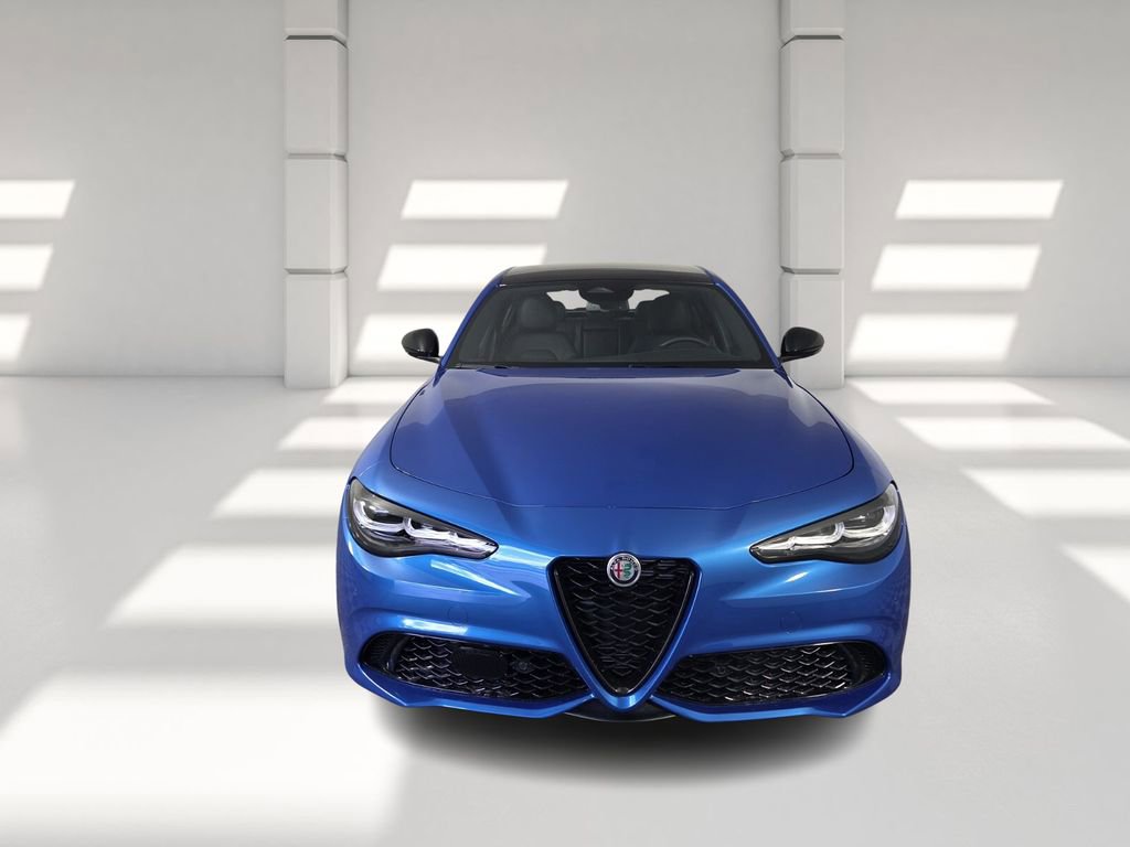 New 2025 Alfa Romeo Giulia image 3