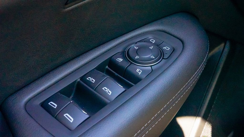 Certified 2025 Cadillac XT6 Premium Luxury w/ Technology Package image 27