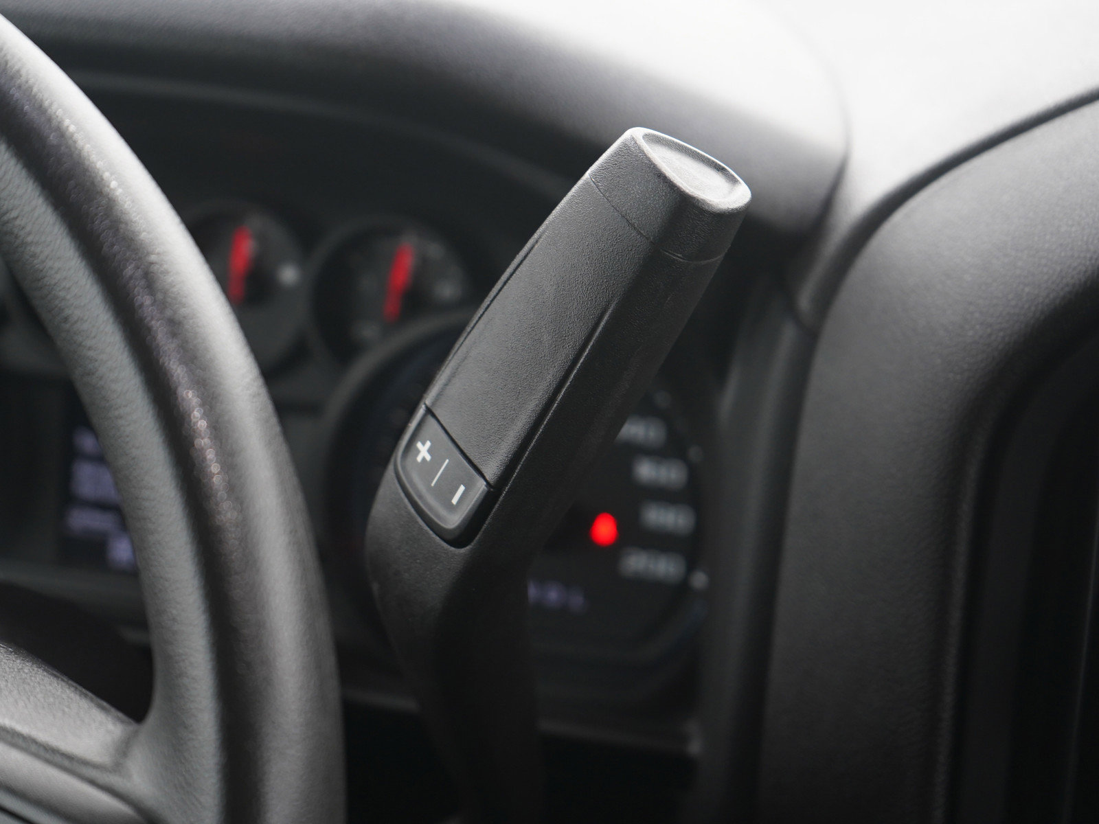 Used 2023 Chevrolet Silverado 1500 W/T w/ Z71 Off-Road Package image 18