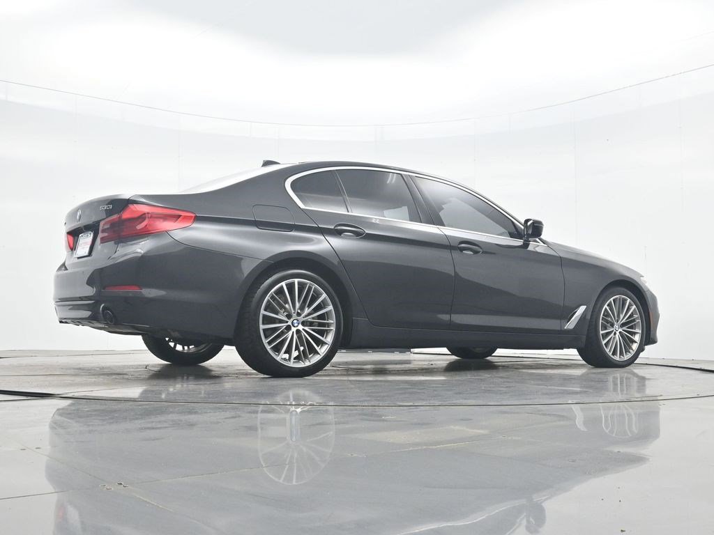Used 2020 BMW 530i xDrive AWD/4WD image 29