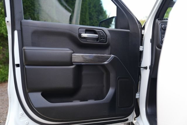 Used 2020 Chevrolet Silverado 1500 LTZ w/ LTZ Plus Package RWD image 40