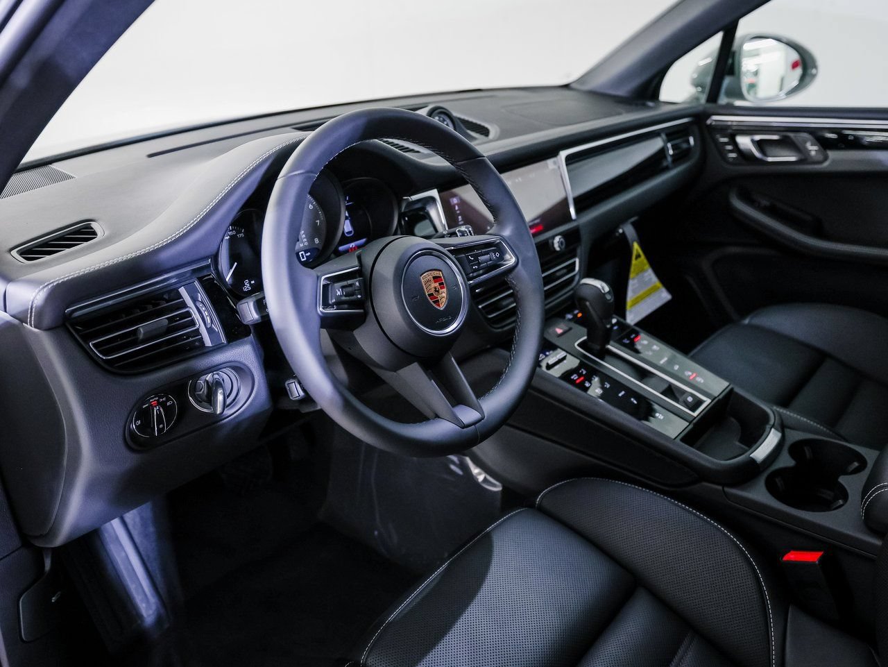 New 2026 Porsche Macan S AWD/4WD image 4