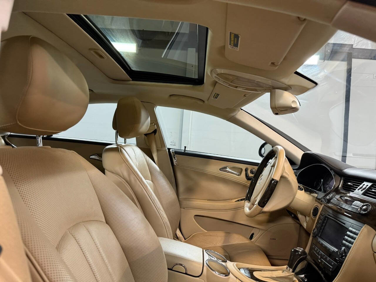 Used 2006 Mercedes-Benz CLS 500 image 8